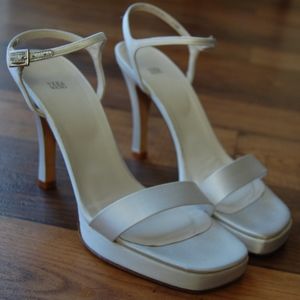 Vera Wang for Stuart Weitzman Bridal Sandal